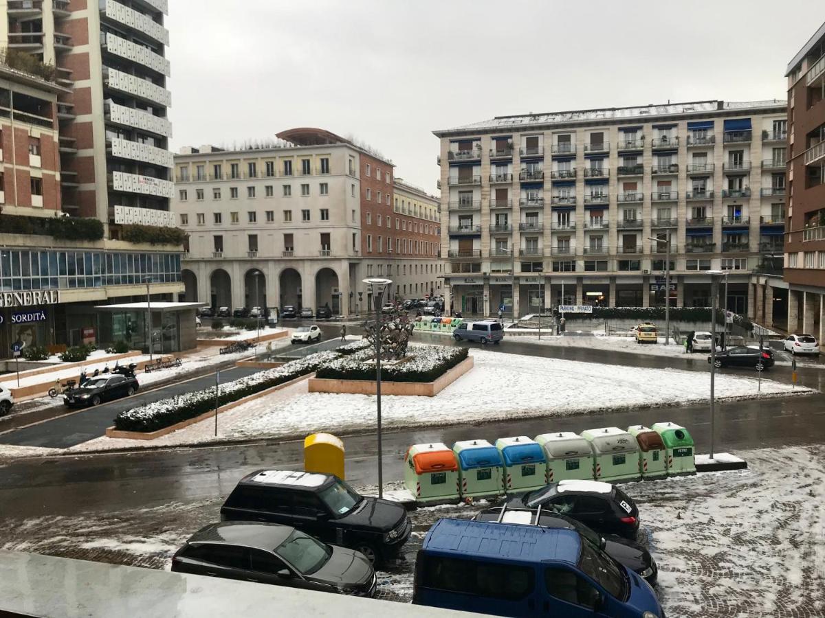 Simoni 10 Hotell Verona Exteriör bild