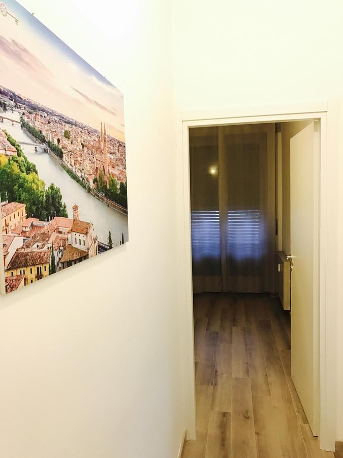 Simoni 10 Hotell Verona Exteriör bild
