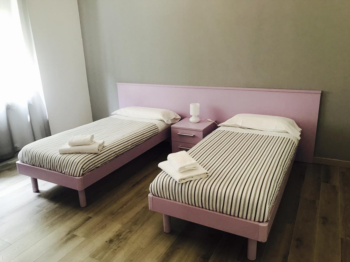 Simoni 10 Hotell Verona Exteriör bild