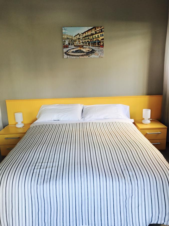 Simoni 10 Hotell Verona Exteriör bild