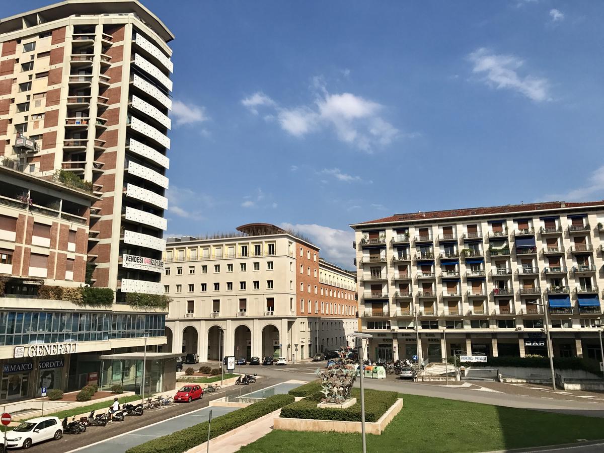 Simoni 10 Hotell Verona Exteriör bild
